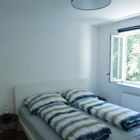 Modern Bahnhofsnähe