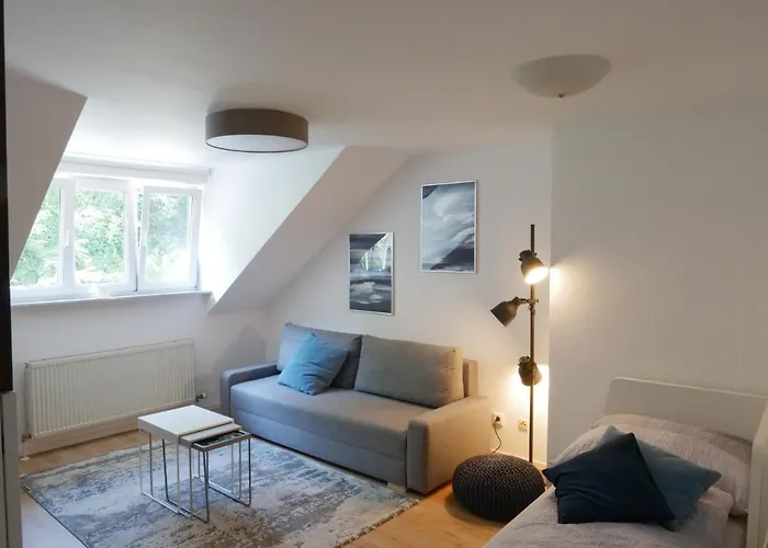 Apartment Modern Bahnhofsnaehe *