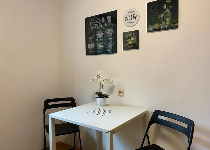 Modern Bahnhofsnaehe 林茨