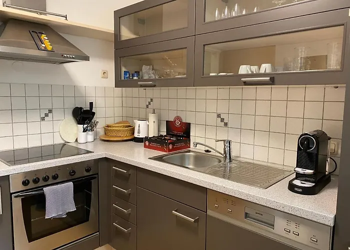 Modern Bahnhofsnaehe * 林茨